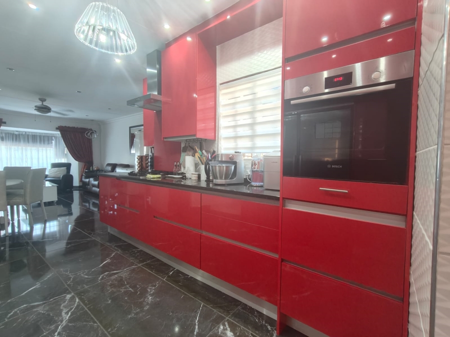 3 Bedroom Property for Sale in Boschdal North West